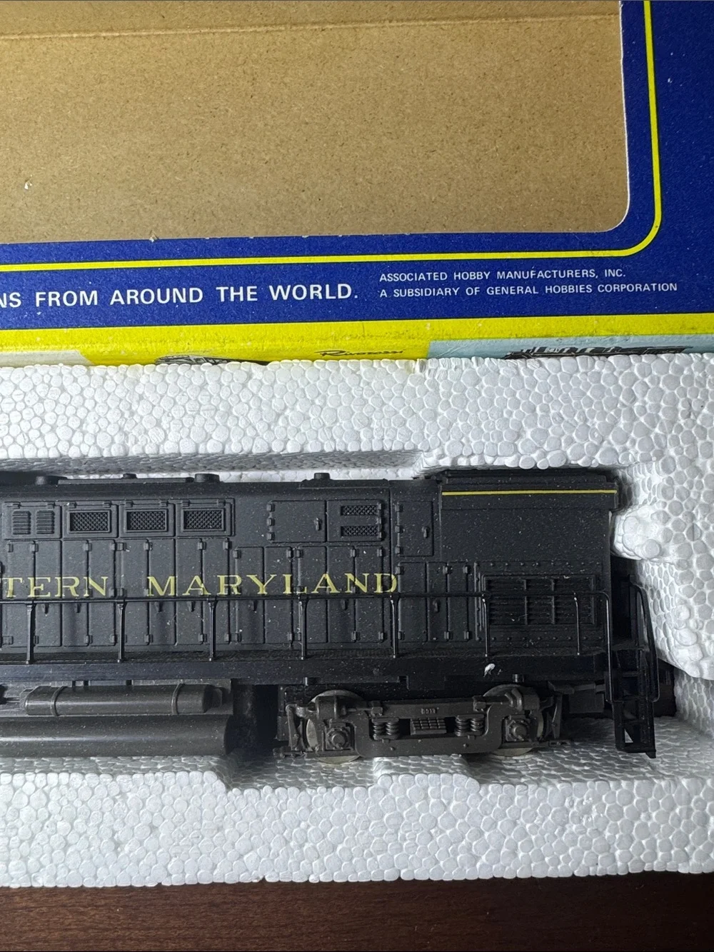 AHM Western Maryland HO Scale Diesel Locomotive (New)